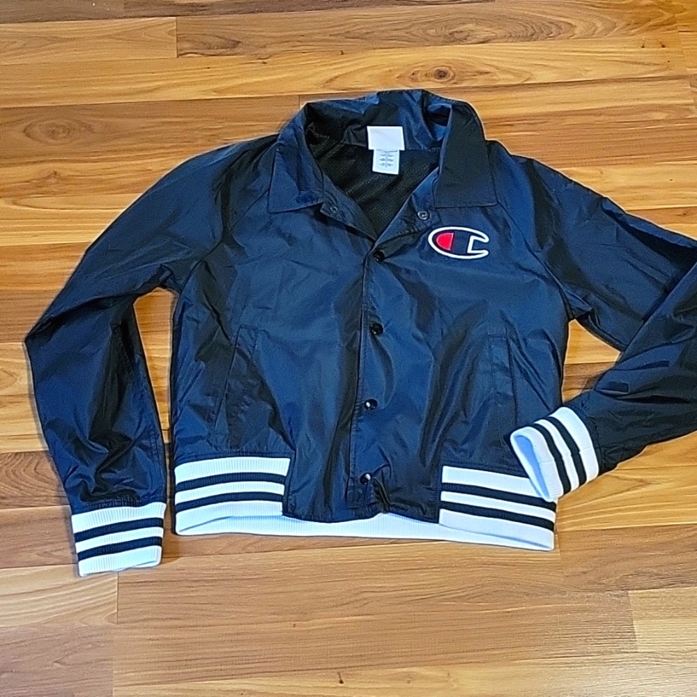 Women's Vintage Style Windbreaker Jacket